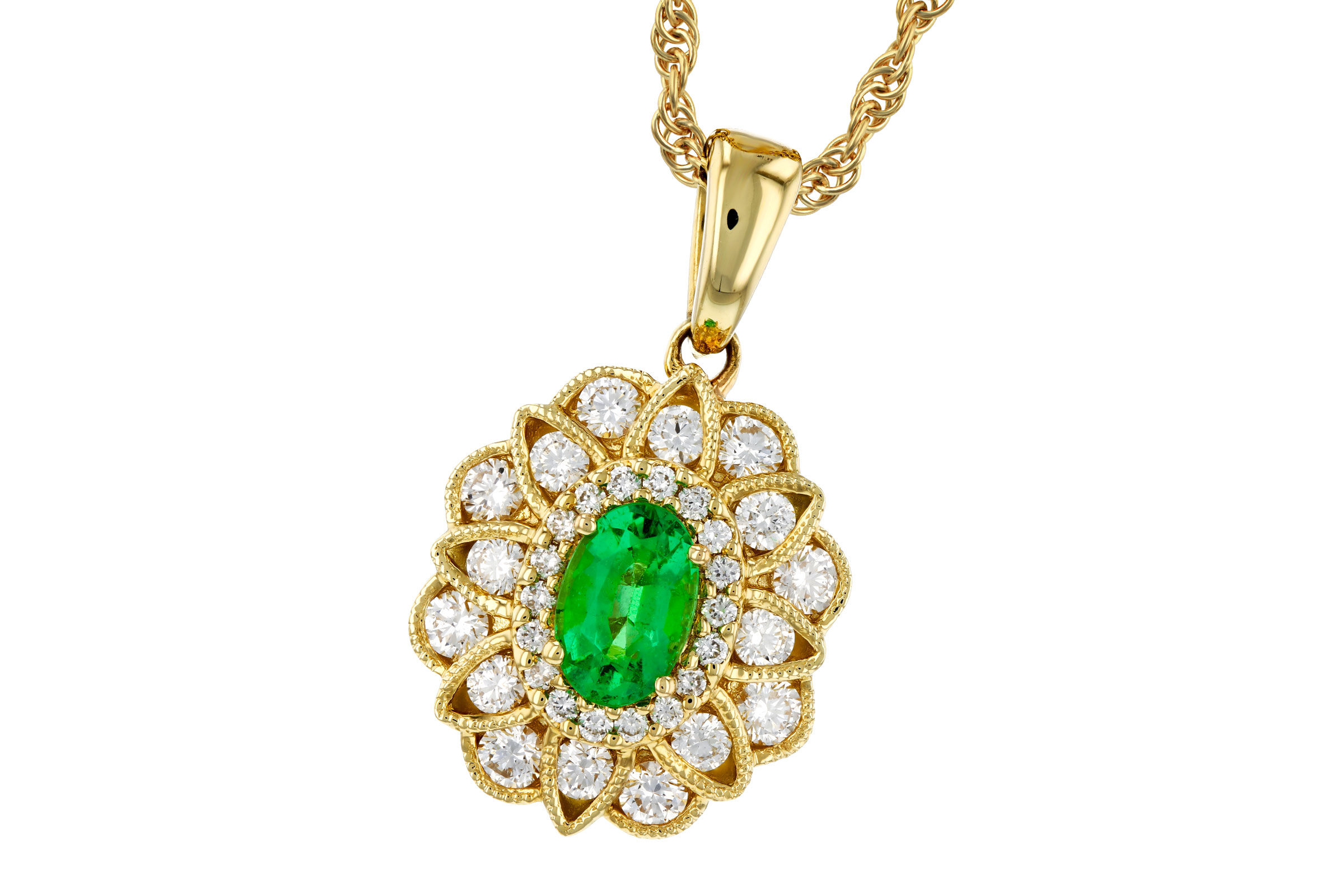 A285-01776: NECK .46 EMERALD .98 TGW (6X4 EMER)