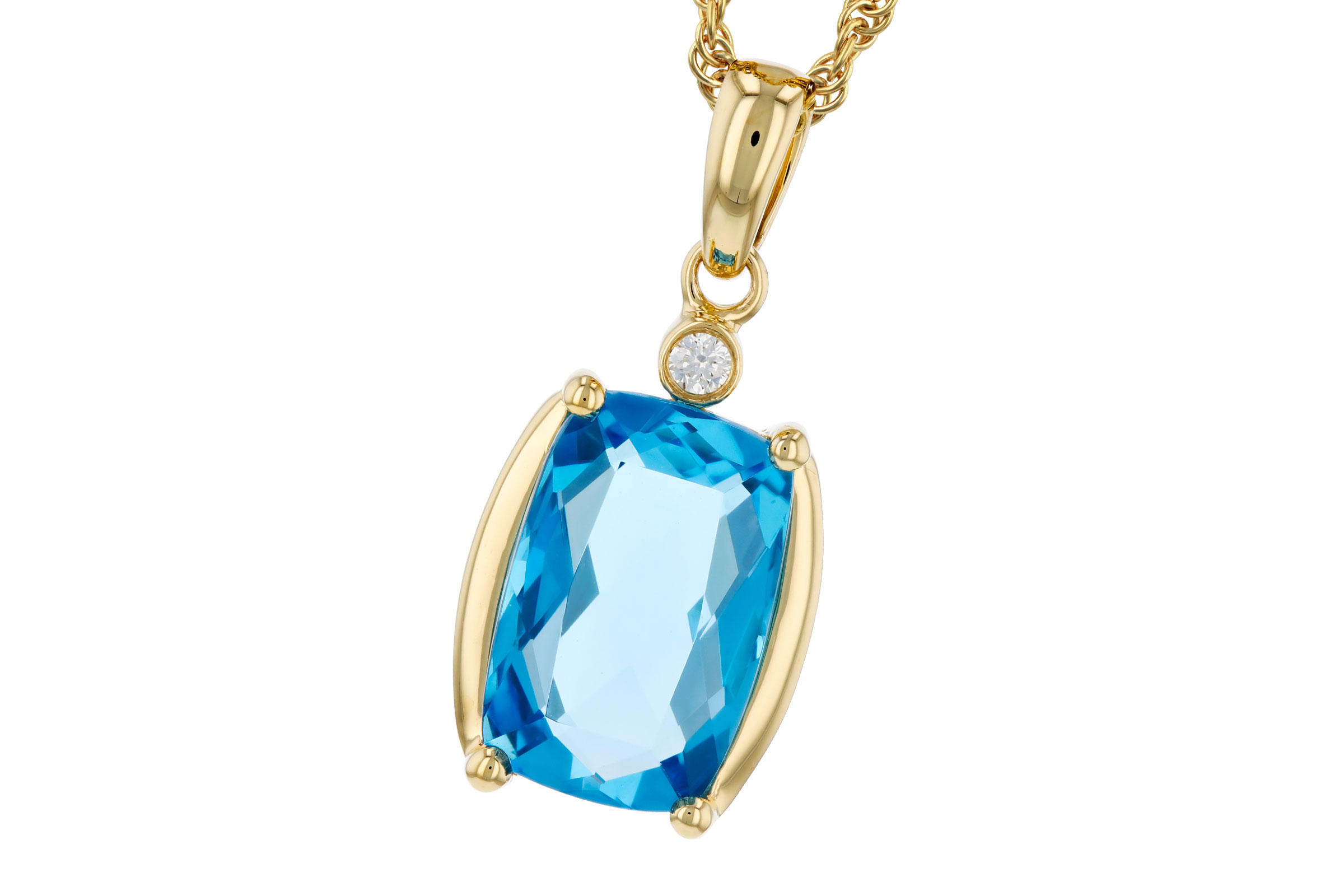 A285-02649: NECKLACE 2.88 BLUE TOPAZ 2.90 TGW (11x7MM BT)