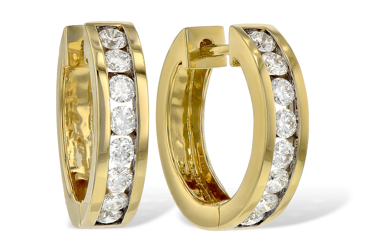 C010-48167: EARRINGS 1 CT TW