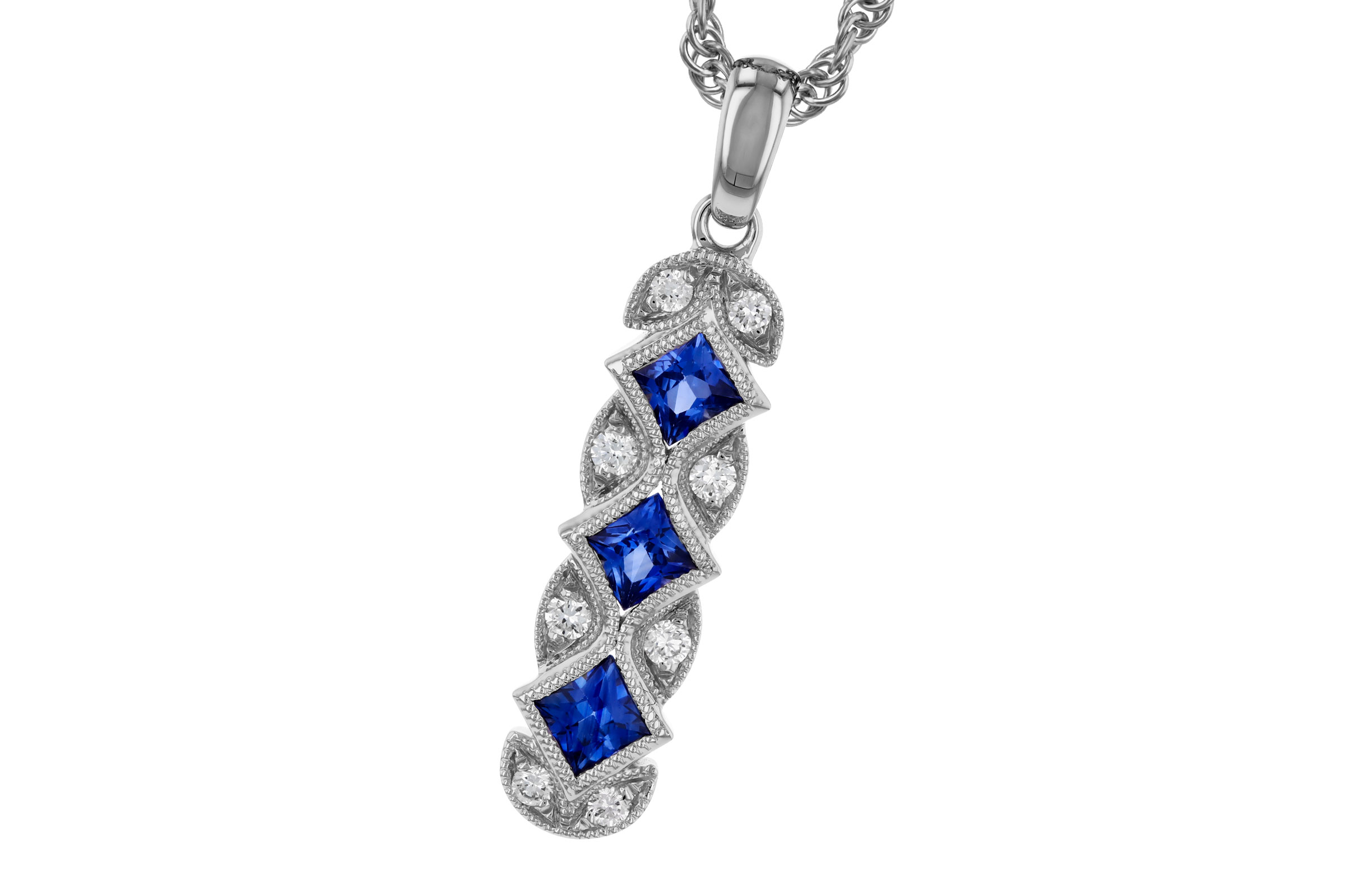 C285-02639: NECKLACE .55 TW SAPPHIRE .64 TGW
