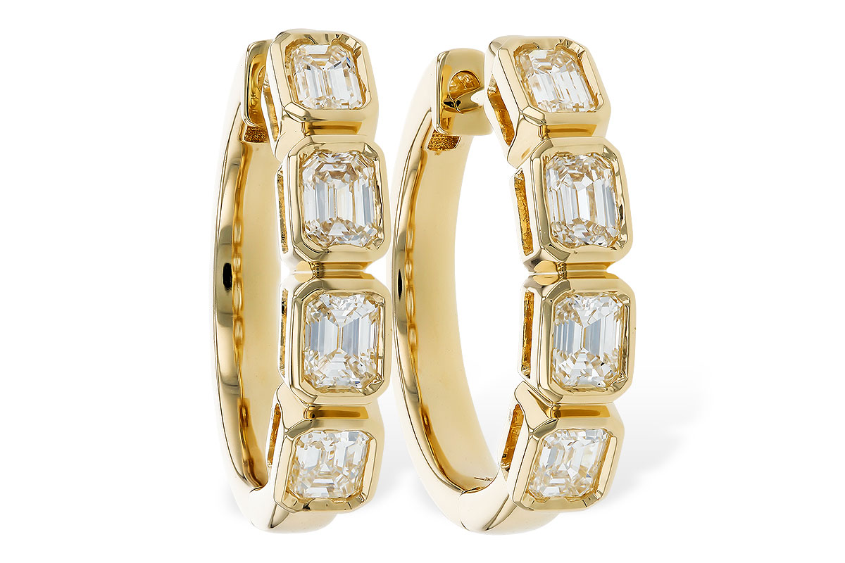 F283-24457: EARRINGS 1.10 TW EMERALD CUTS