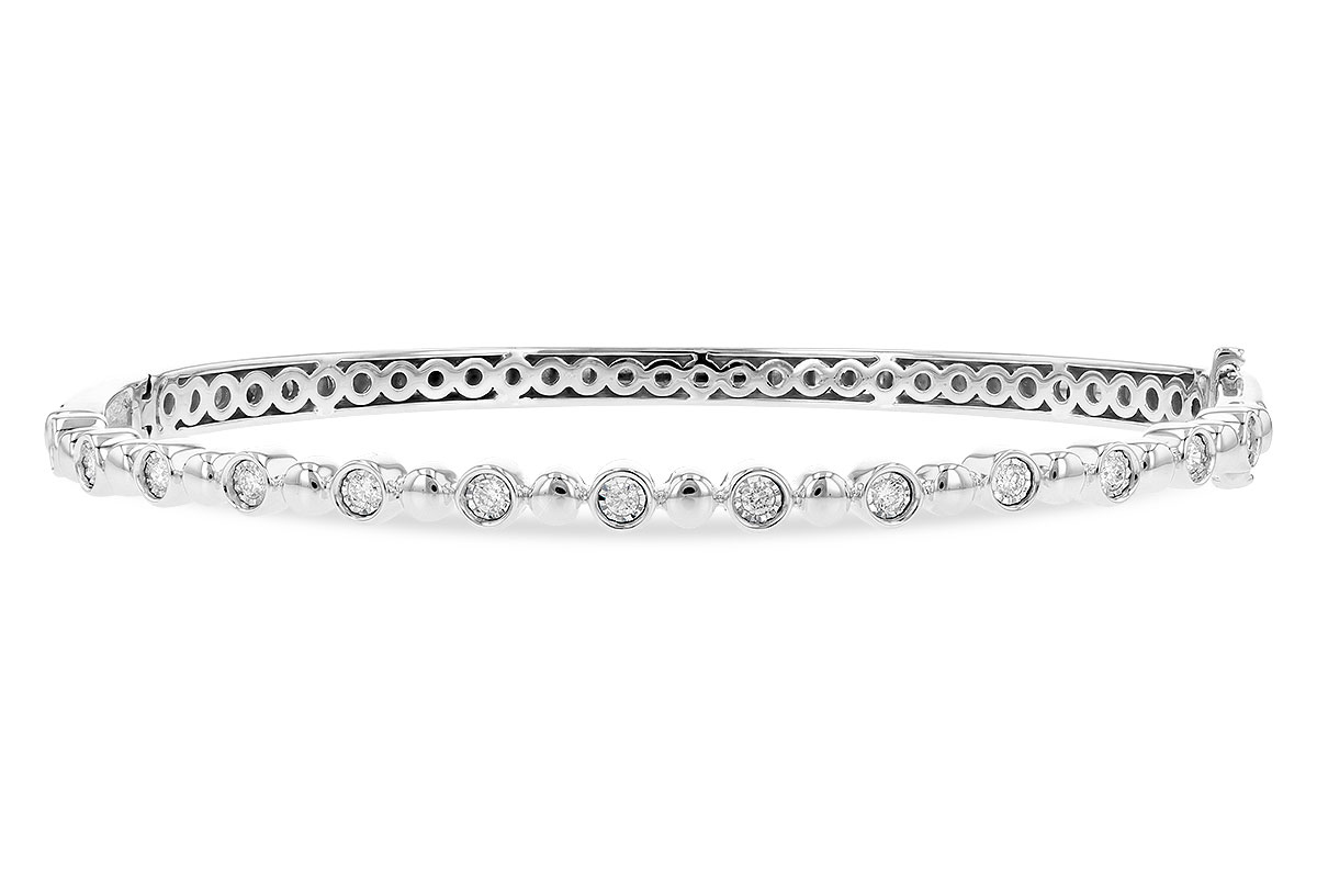 G282-29066: BANGLE .25 TW