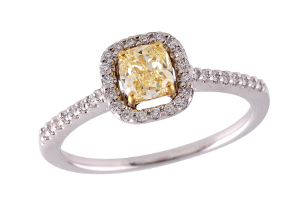 M196-86320: LDR .52 LGT FANCY YELL DIA .66 TW (EGL D14022404)
