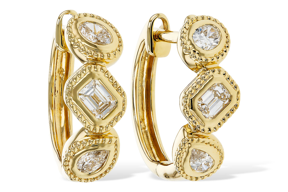 M284-17257: EARRINGS .42 TW FANCY CUT DIAS